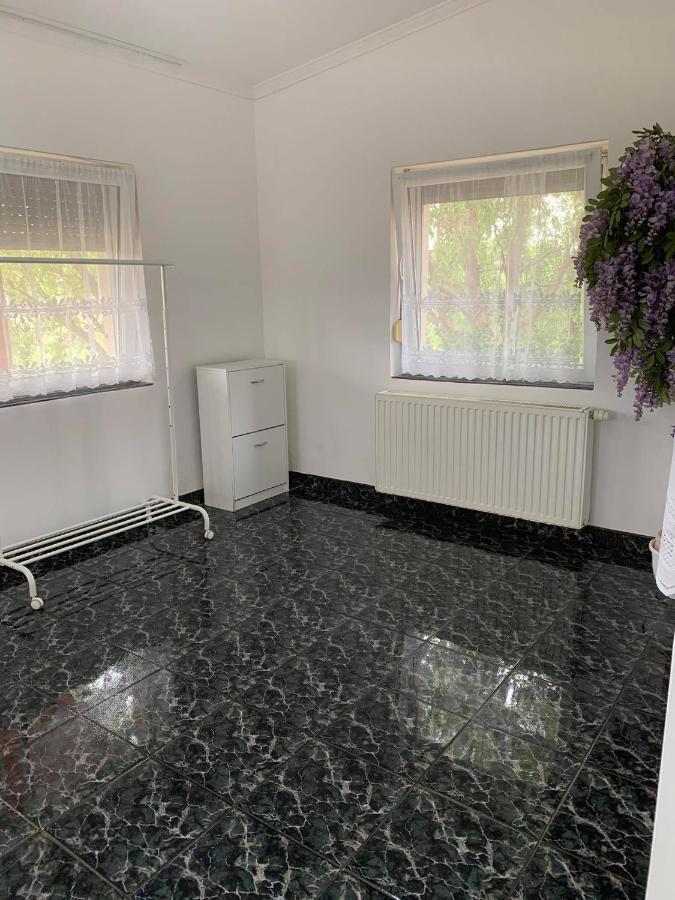 Ferienwohnung Magic Vendeghaz Abádszalók Exterior foto